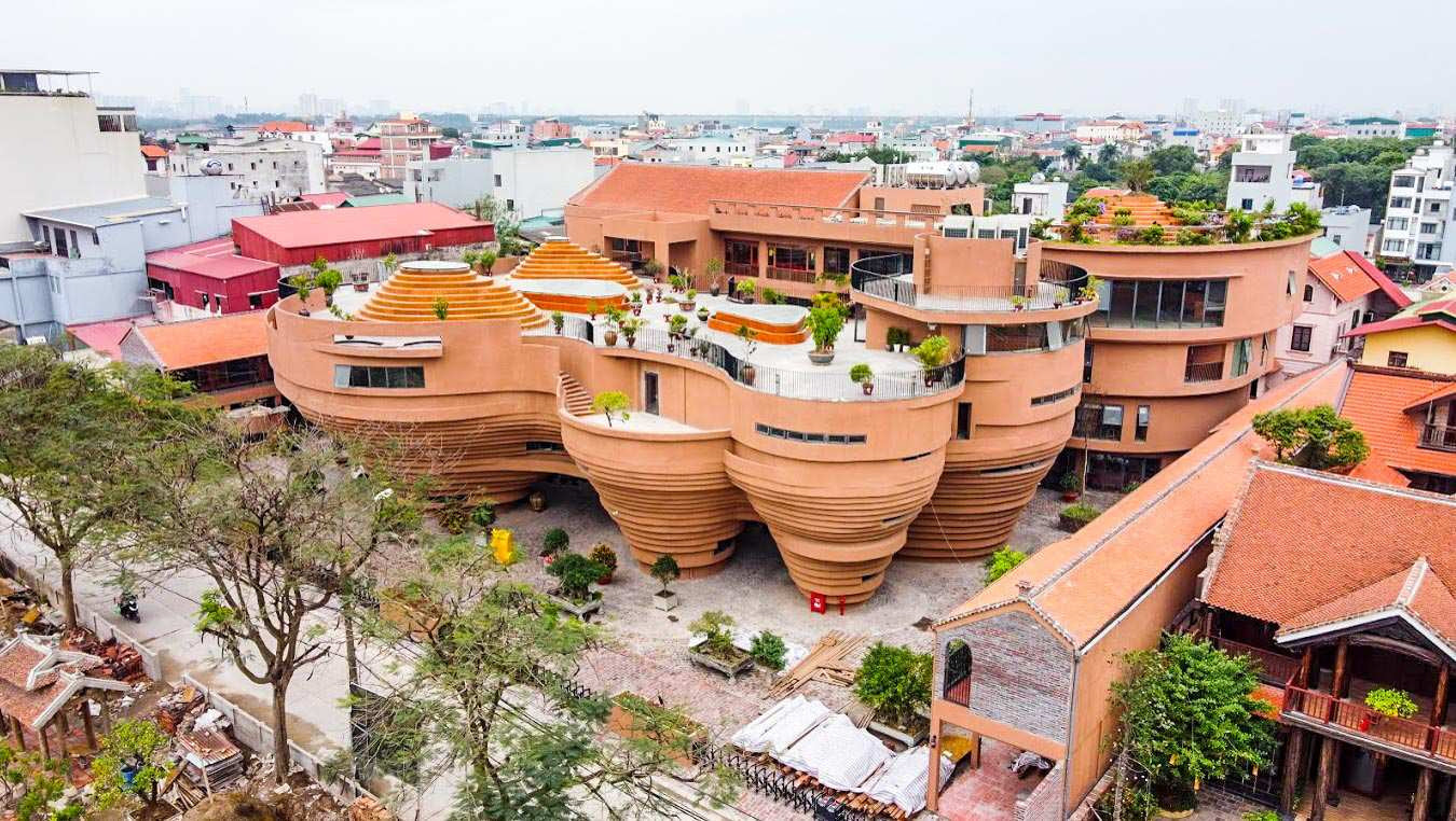 Bat Trang Pottery Village: Where Clay Meets Heritage