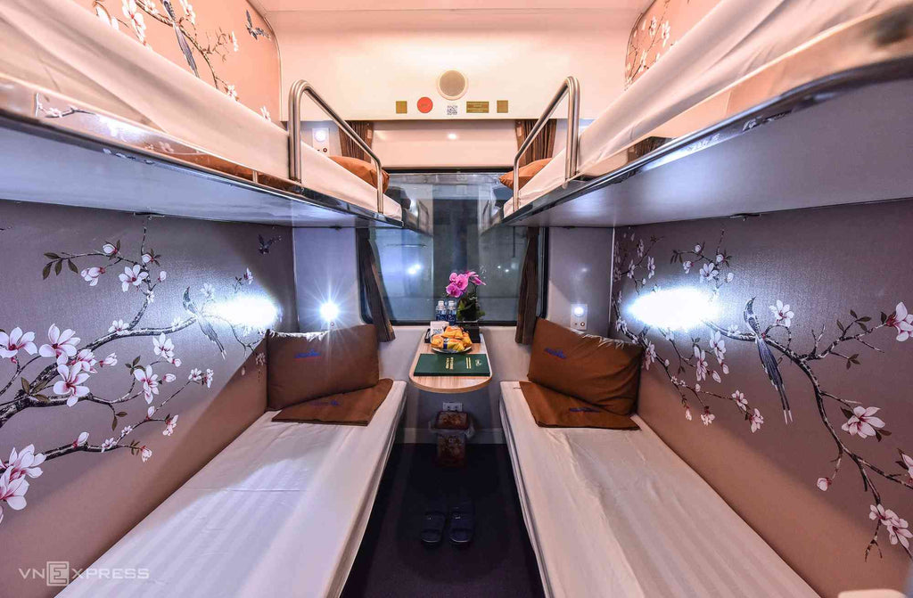 12D11N Rail Experience: HA NOI-HALONG BAY-NINH BINH-DA NANG-HOI AN-NHA TRANG-HO CHI MINH CITY