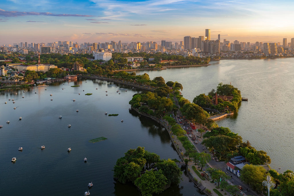 Vietnam Highlights: From North to Central