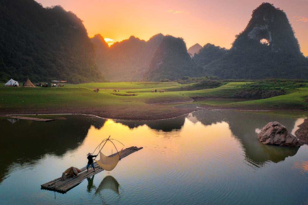 3D4N - CAO BANG - BAN GIOC:  BAN GIOC WATERFALL – NGUOM NGAO (TIGER) CAVE ANGEL EYE MOUNTAIN - NGOC CON VALLEY &  KHAU COC TRA LAKE