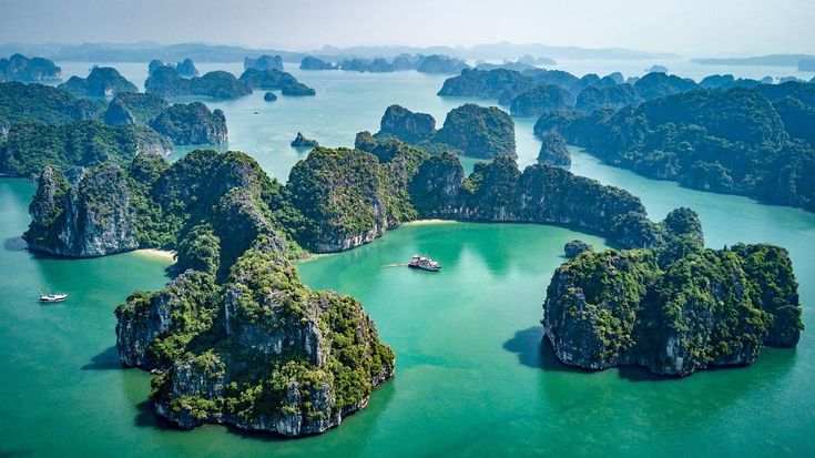 1D - HALONG BAY:  HALONG BAY ON CRUISE