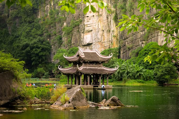 5-Day Guided Tour in Hanoi, Halong Bay, and Ninh Binh