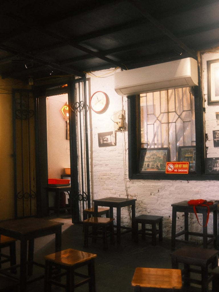 4 Hour Private Hanoi Local Experience: Food - Coffee - Wellness