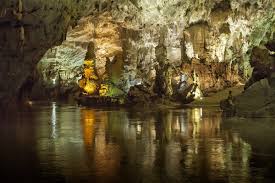 3D2N - QUANG BINH PHONG NHA - DARK CAVE - PARADISE CAVE - DMZ TOUR