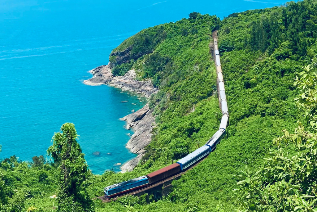 Central Explorer 7 Days – Coast, Culture & Caves