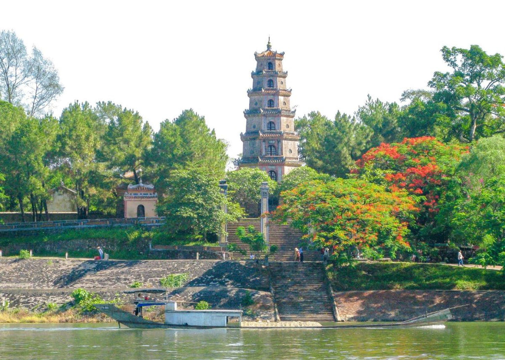 1D - HUE IMPERIAL CITY – THIEN MU PAGODA KHAI DINH TOMB – HAI VAN TUNNEL ROUTE