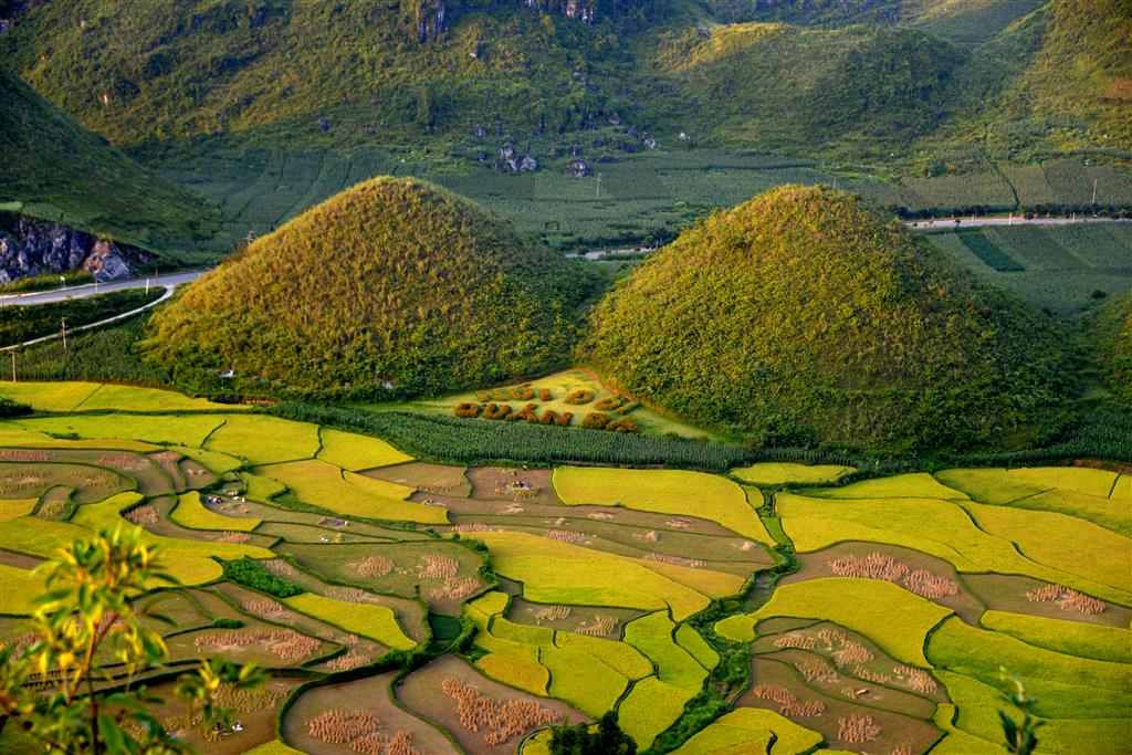 3D3N - HAGIANG:  HANOI–HAGIANG–LUNGCU–DONGVAN–MAPILENG