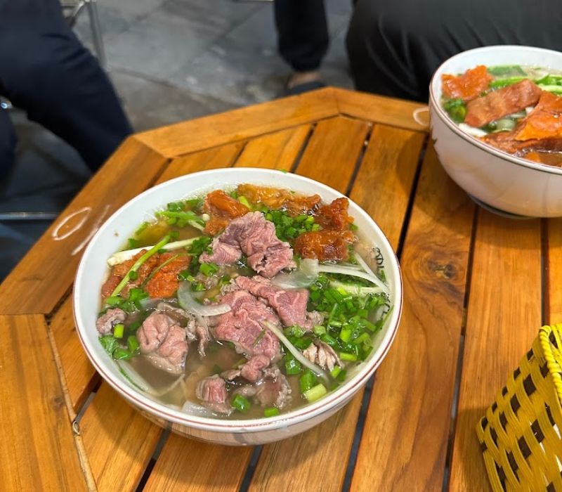 4 Hour Private Hanoi Local Experience: Food - Coffee - Wellness