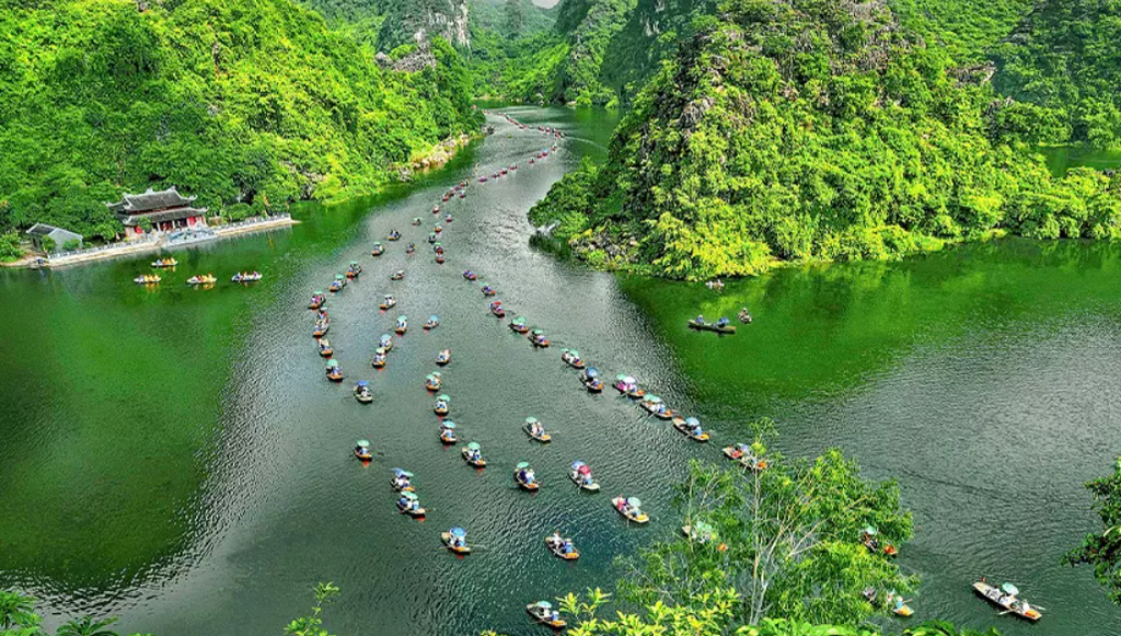 Picturesque Vietnam