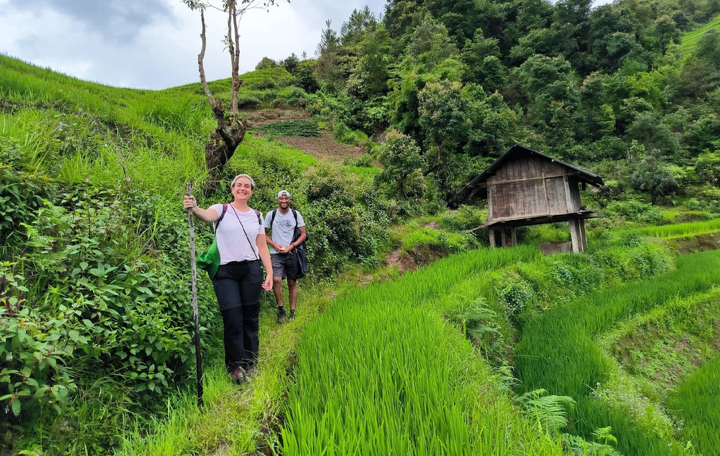 Complete Vietnam