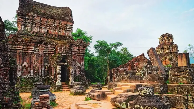 Picturesque Vietnam