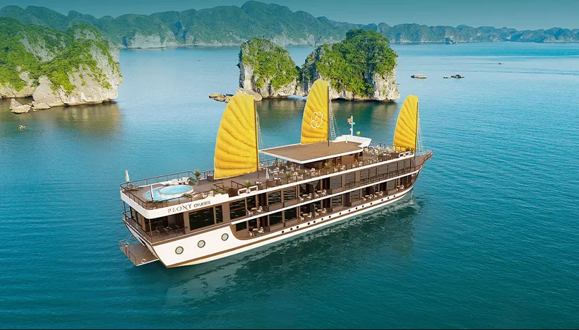 1D - HALONG BAY:  HALONG BAY ON CRUISE