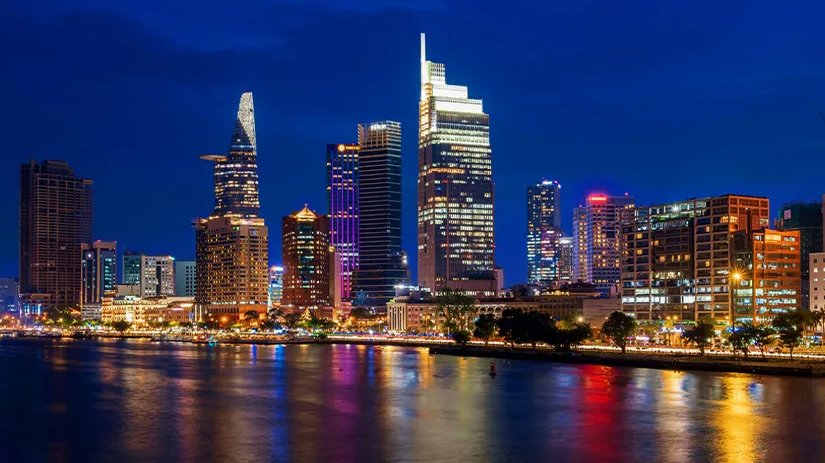 Vietnam Essence: From North to South