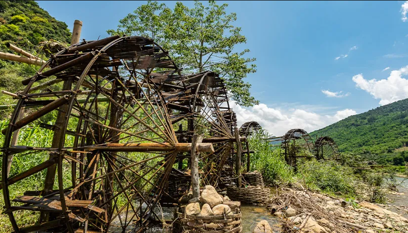 Vietnam Heritage & Angkor Wonders