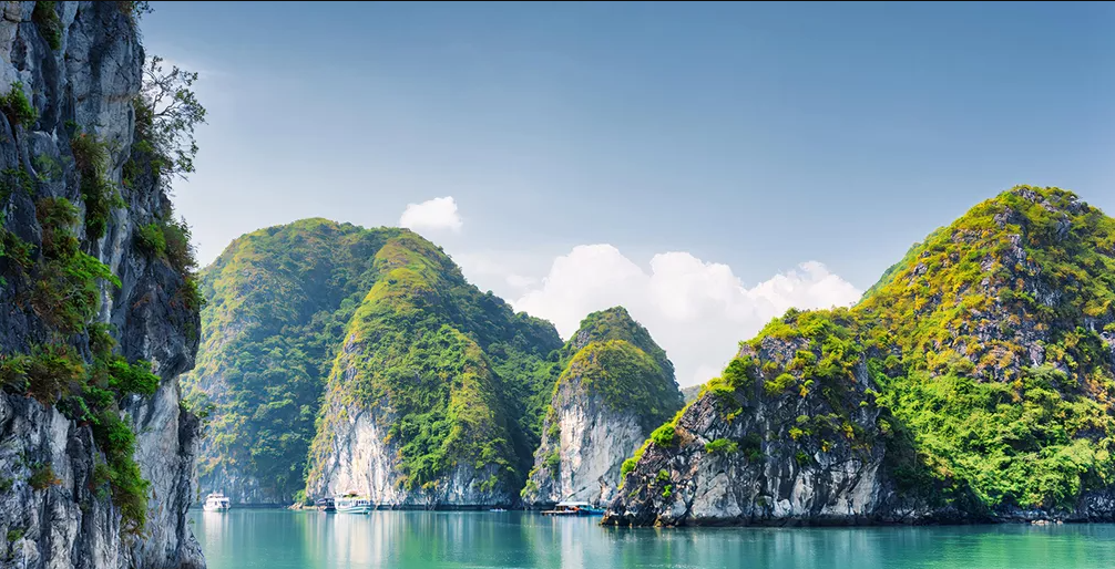 Vietnam Highlights: From North to Central