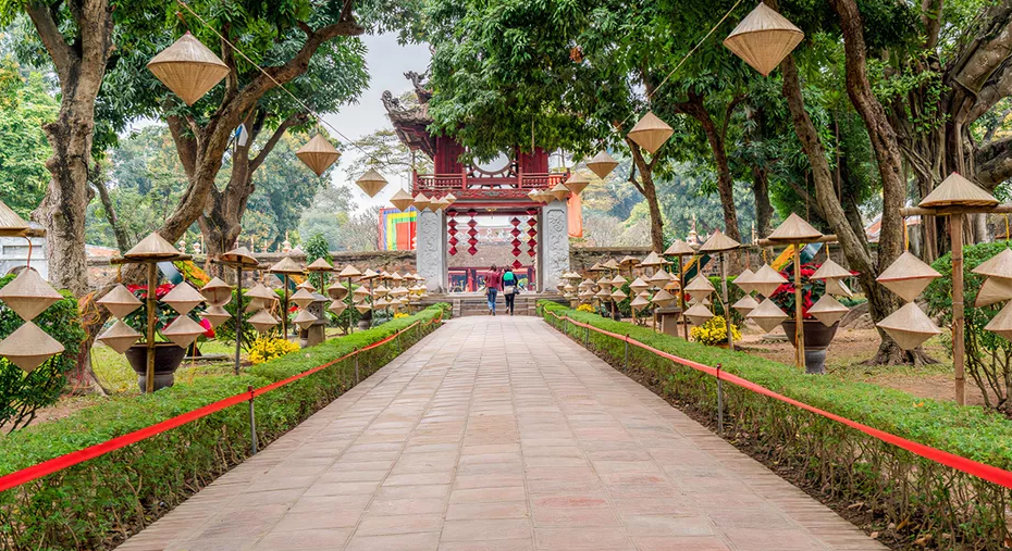 Vietnam Highlights: From North to Central