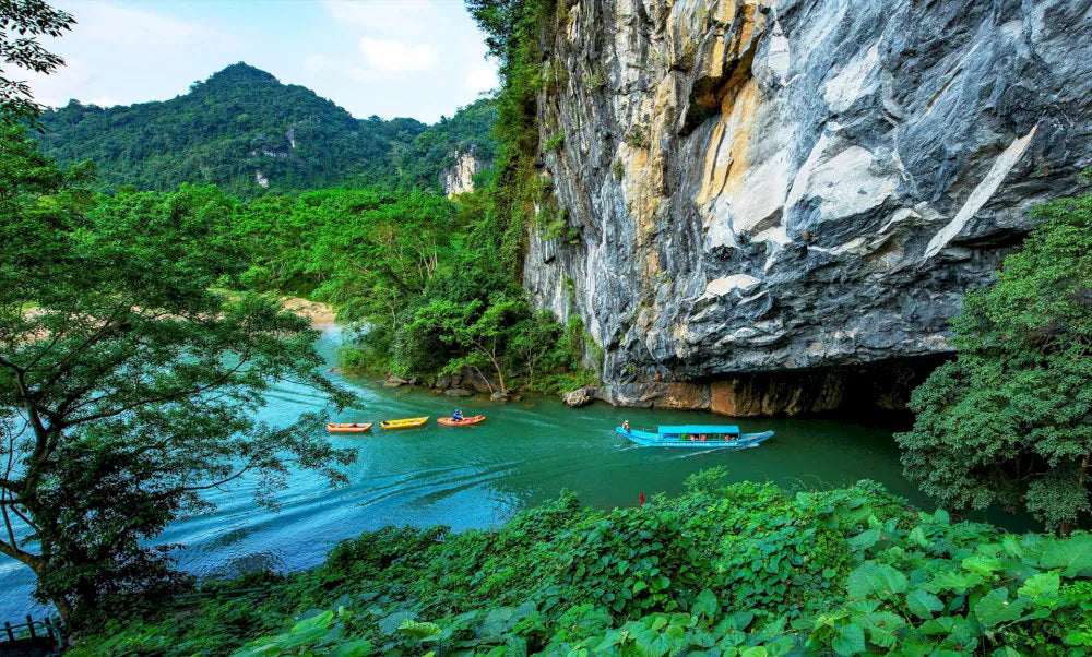 3D2N - QUANG BINH PHONG NHA - DARK CAVE - PARADISE CAVE - DMZ TOUR